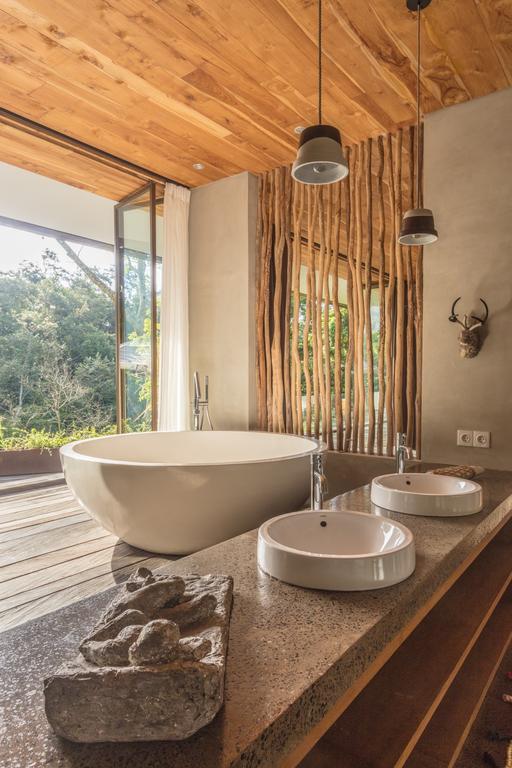 Chameleon Villa Bali Selemadeg Exterior foto